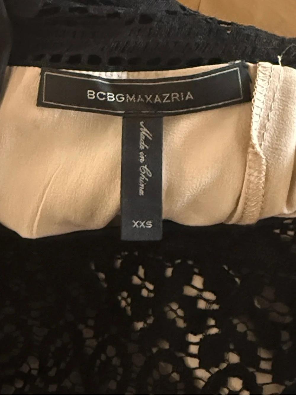 BCBGMAXAZARIA Like New Roxine Lace Cocktail Dress in Black/ Multicolor Size XXS